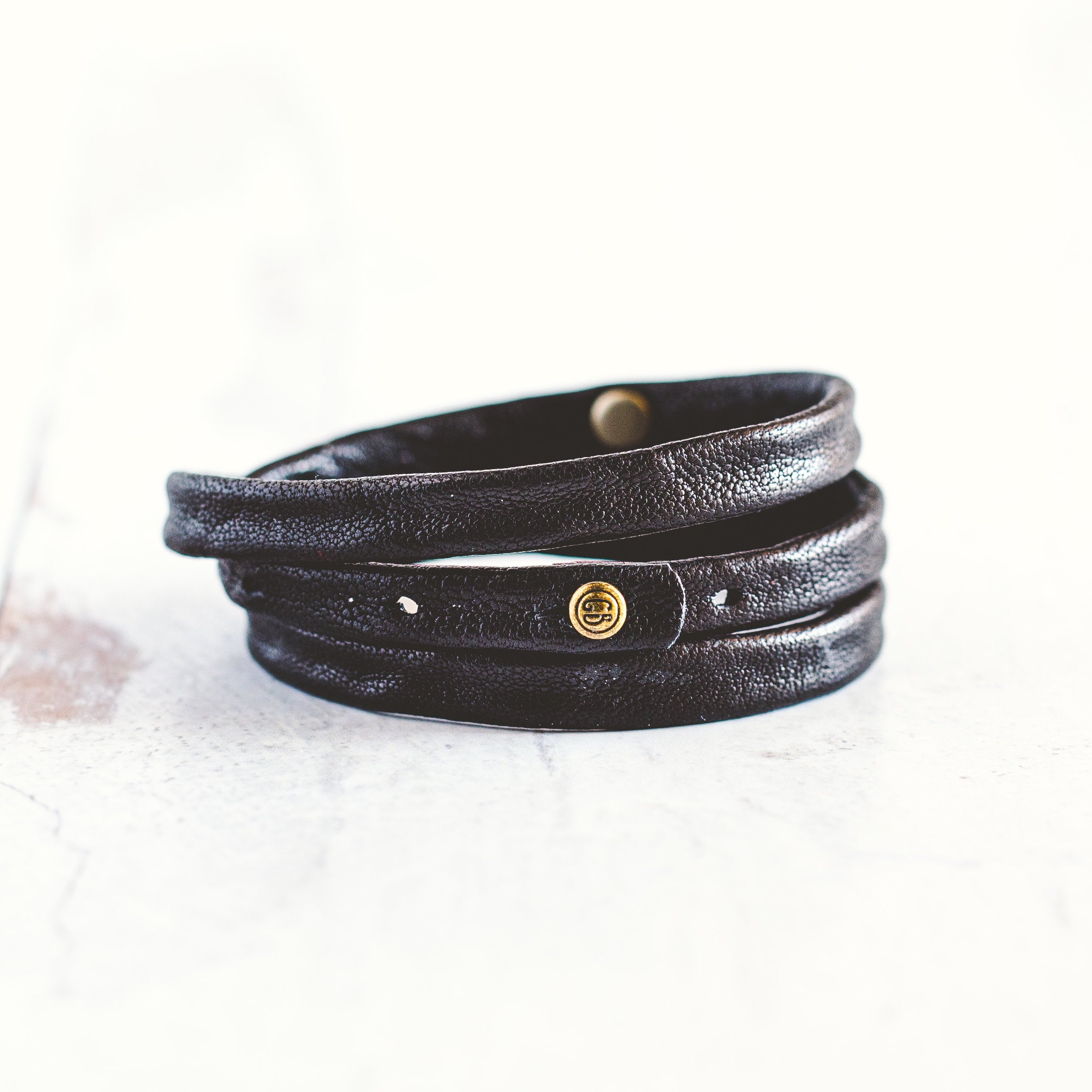  V-MORO Multilayer Wrap Suede Leather Strap Bracelet